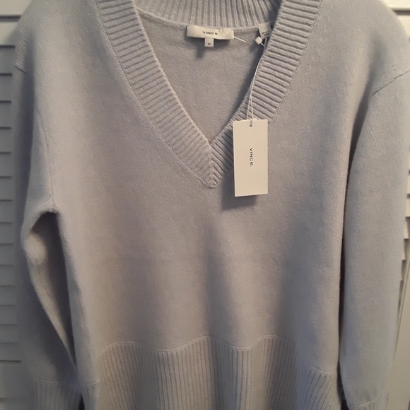 Vince Oversized Cashmere Sweater - Picture 5 of 10